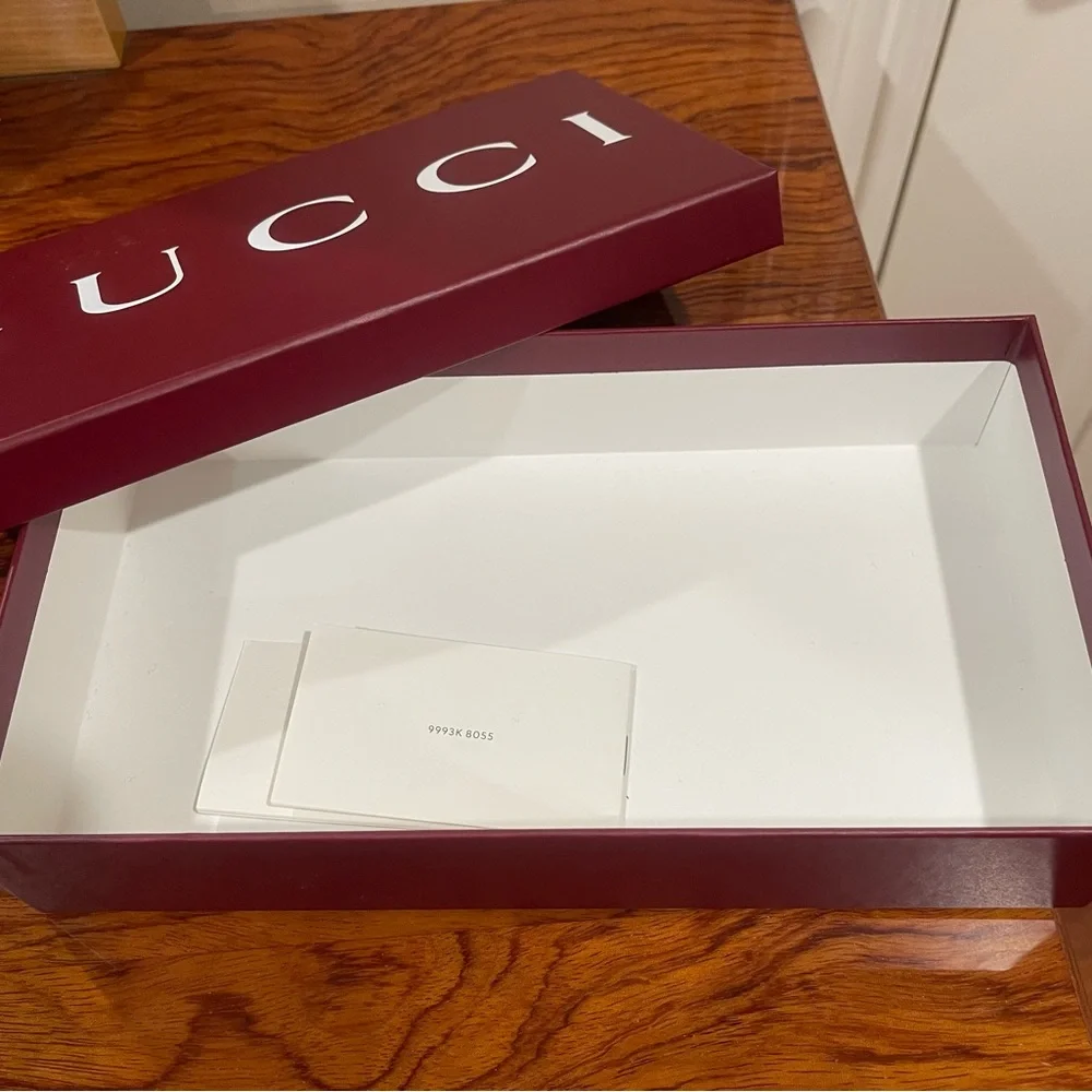 Gucci Empty Gift Box - Picture 5 of 7